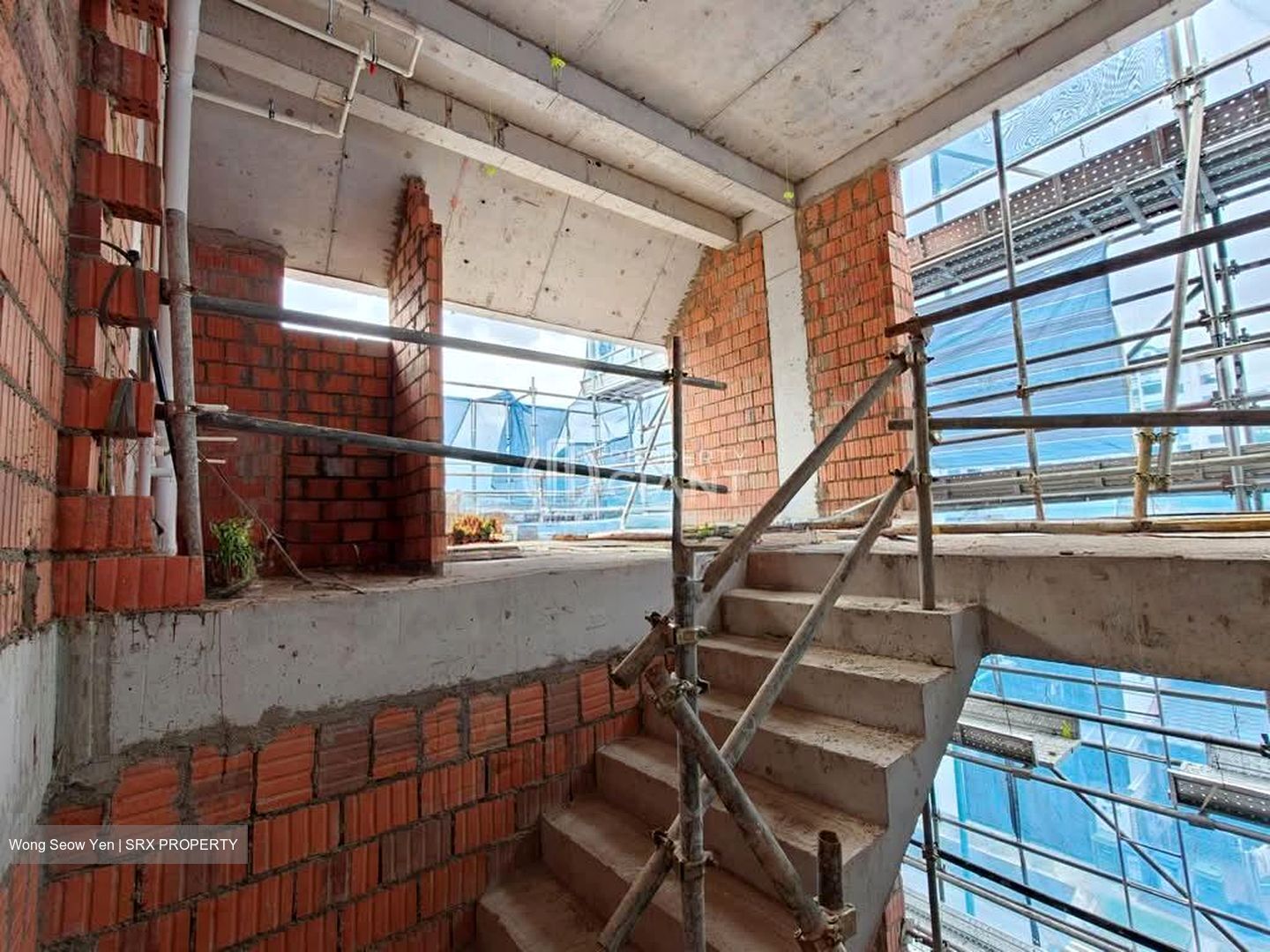 Sennett Estate (D13), Terrace #546628521